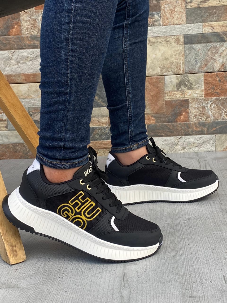 ZAPATO HUGO BOOS DESING COSIDO